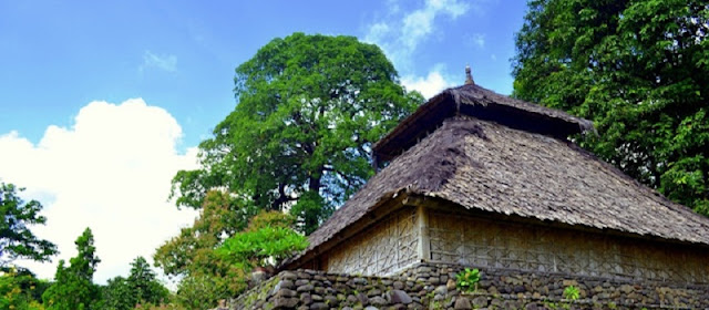 Yuk! Wisata Religi di Masjid Gunung Pujut Lombok Yuk! Wisata Religi di Masjid Gunung Pujut Lombok