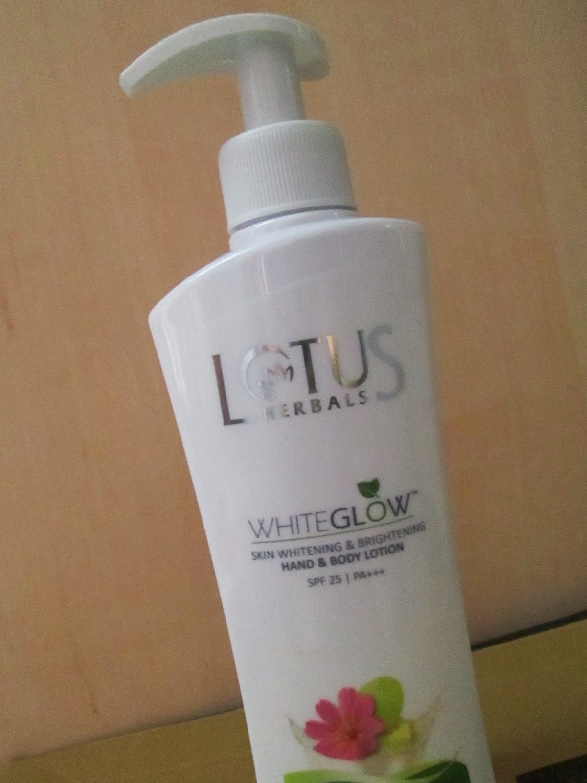 LOTUS Herbals Whiteglow Hand & Body Lotion Review