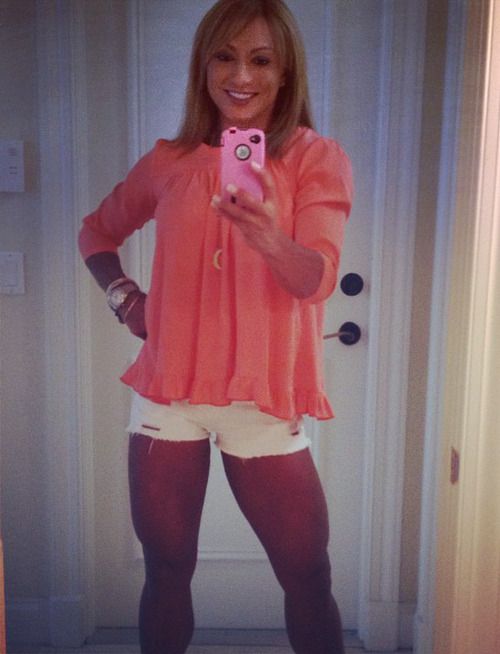 Her Calves Muscle Legs Fetish Women`s Quads