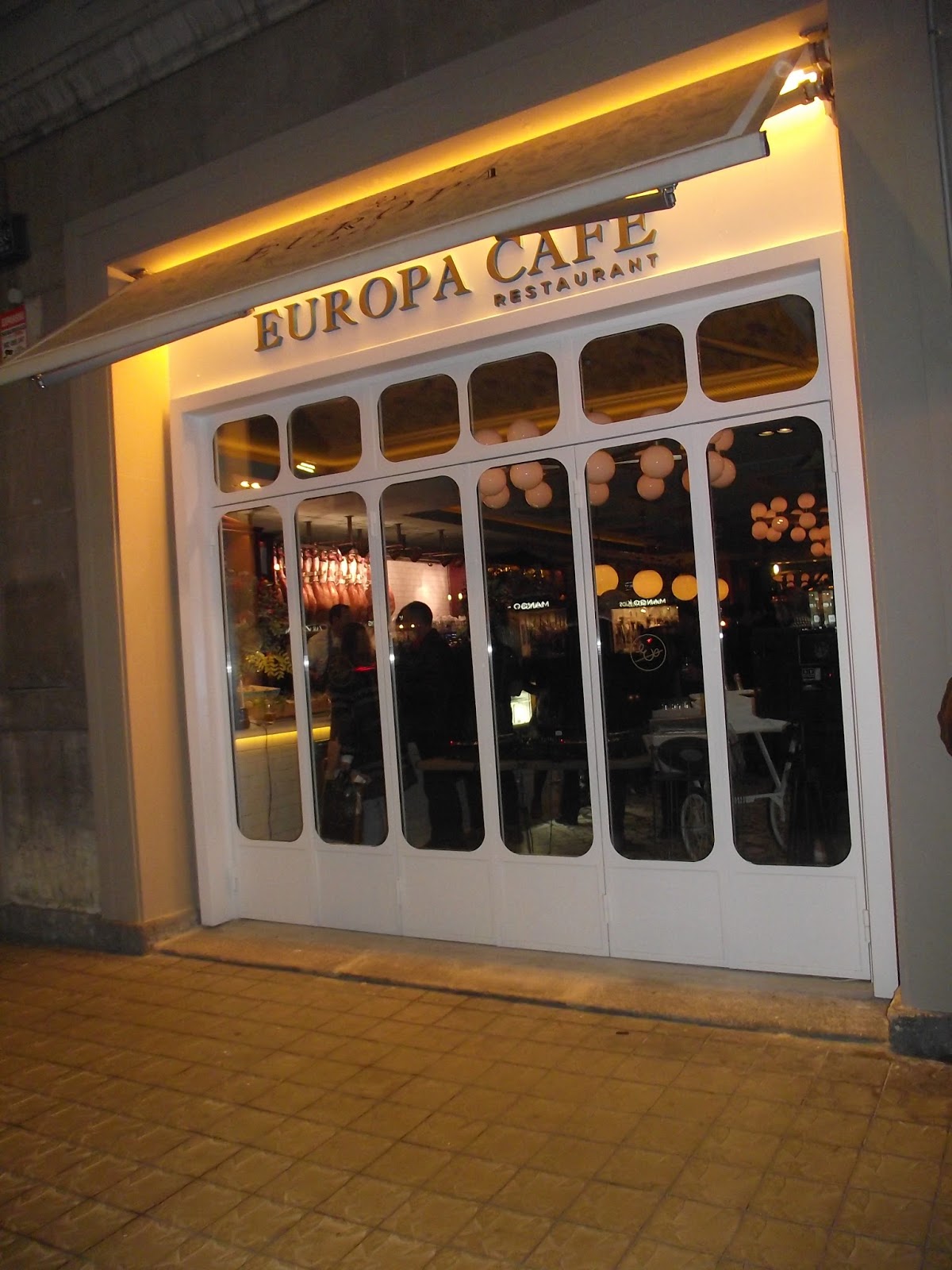 El mundo de Laia♫ ♫ Inauguración Europa Café Restaurante