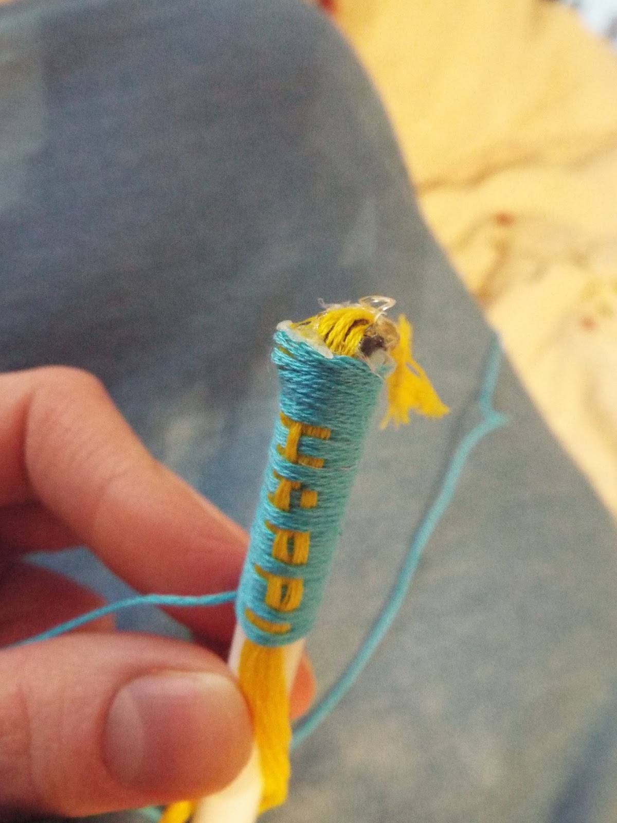 FlowersInMyBasket DIY Embroidery Floss Pen Tutorial