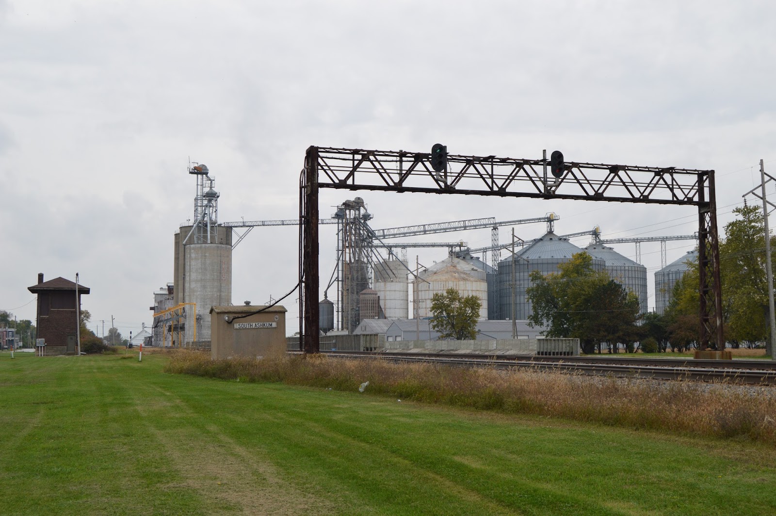Towns and Nature Ashkum, IL IC Interlocking Tower