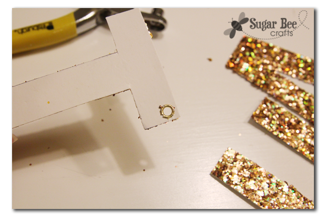 How To Use Grommet Pliers - Sugar Bee Crafts