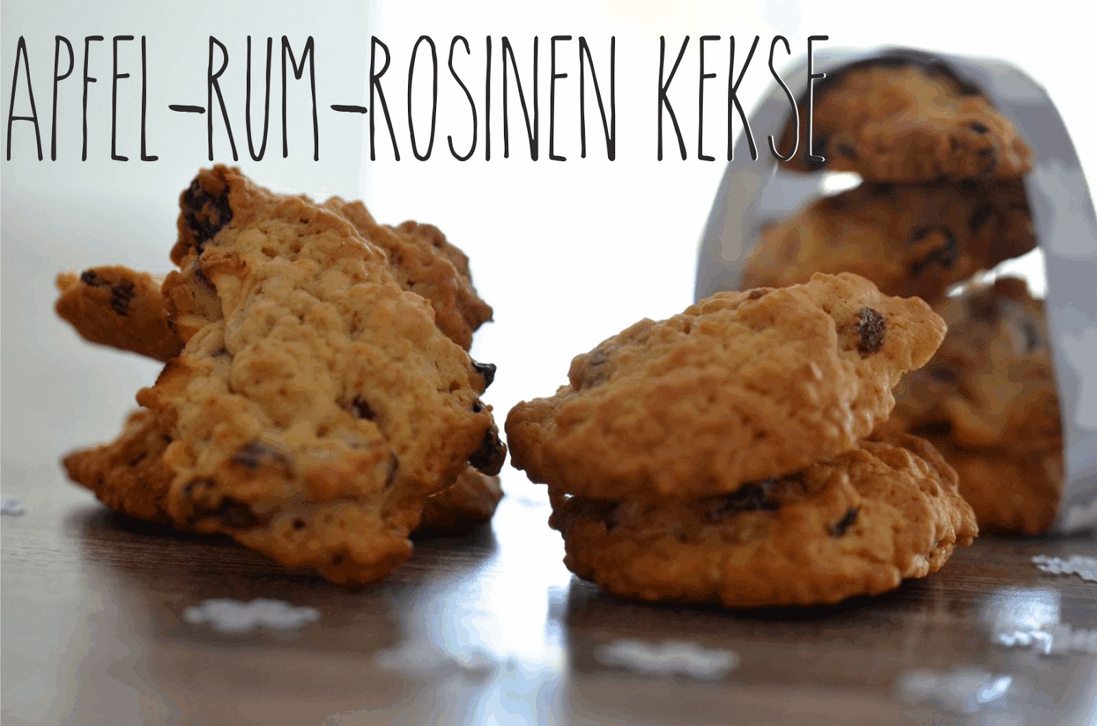 Melina&amp;#39;s Rezeptearchiv: Apfel-Rosinen-Rum Cookies