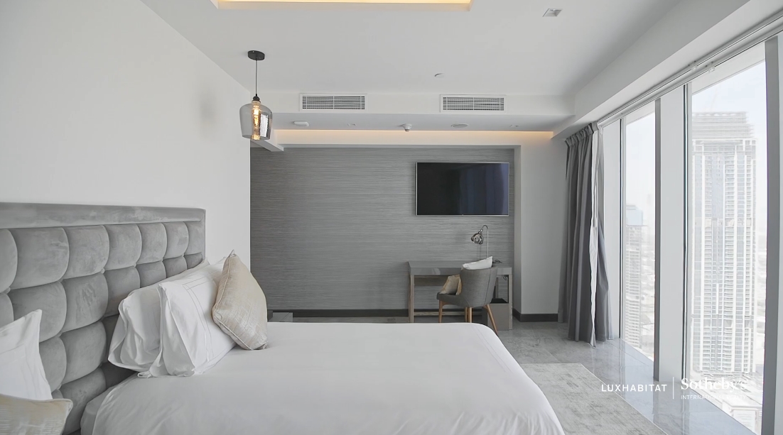 36 Photos vs. Address Dubai Mall Hotel Luxury Penthouse Interior Design Tour