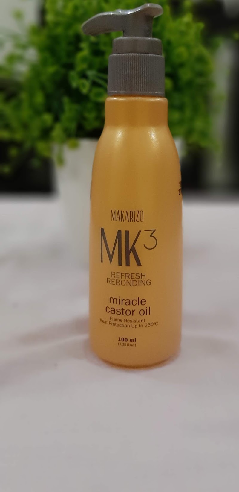 Review : Makarizo MK3 Refresh Rebonding Miracle Castor Oil
