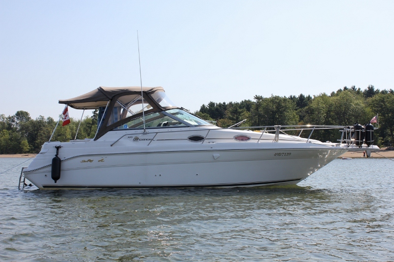 bateau du québec Sea Ray Sundancer 270
