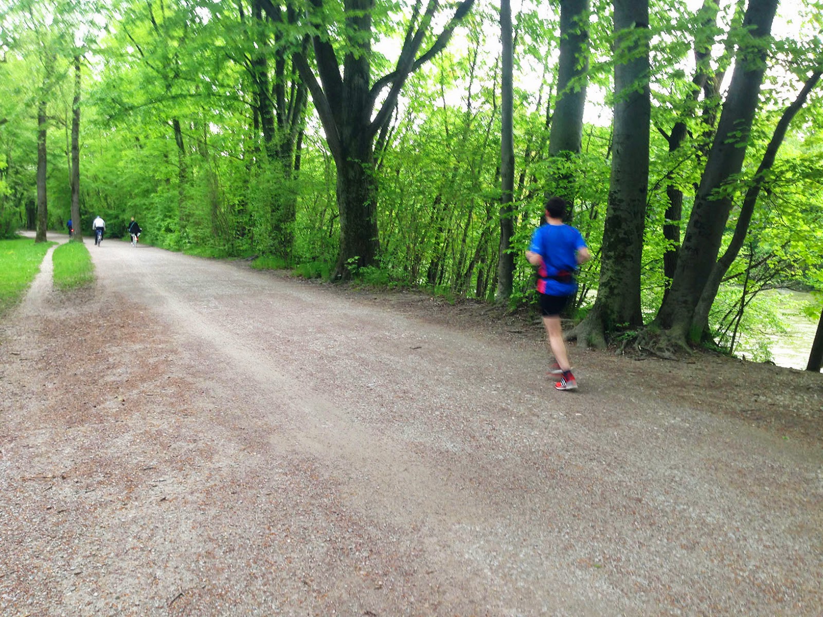 running-routes-munich-old-town-englischer-garten-isar-running-route