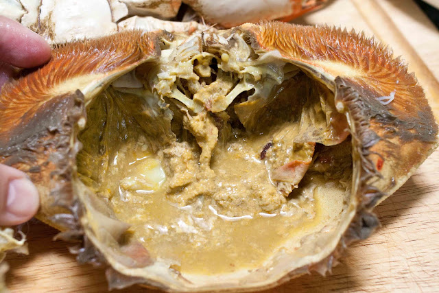 'the or the legs to  of for how butter is the tamale,' called sauce innards butter crab make a 'crab  rest