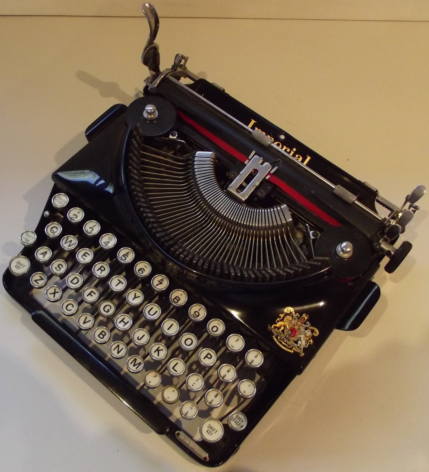 oz.Typewriter Imperial Portable Typewriters 19081978 Part II Good Companions 1, Model T, 3