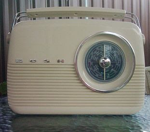 Free Desktop Old- Fashioned- Radio Wallpapers & Photos, Pictures - Free ...