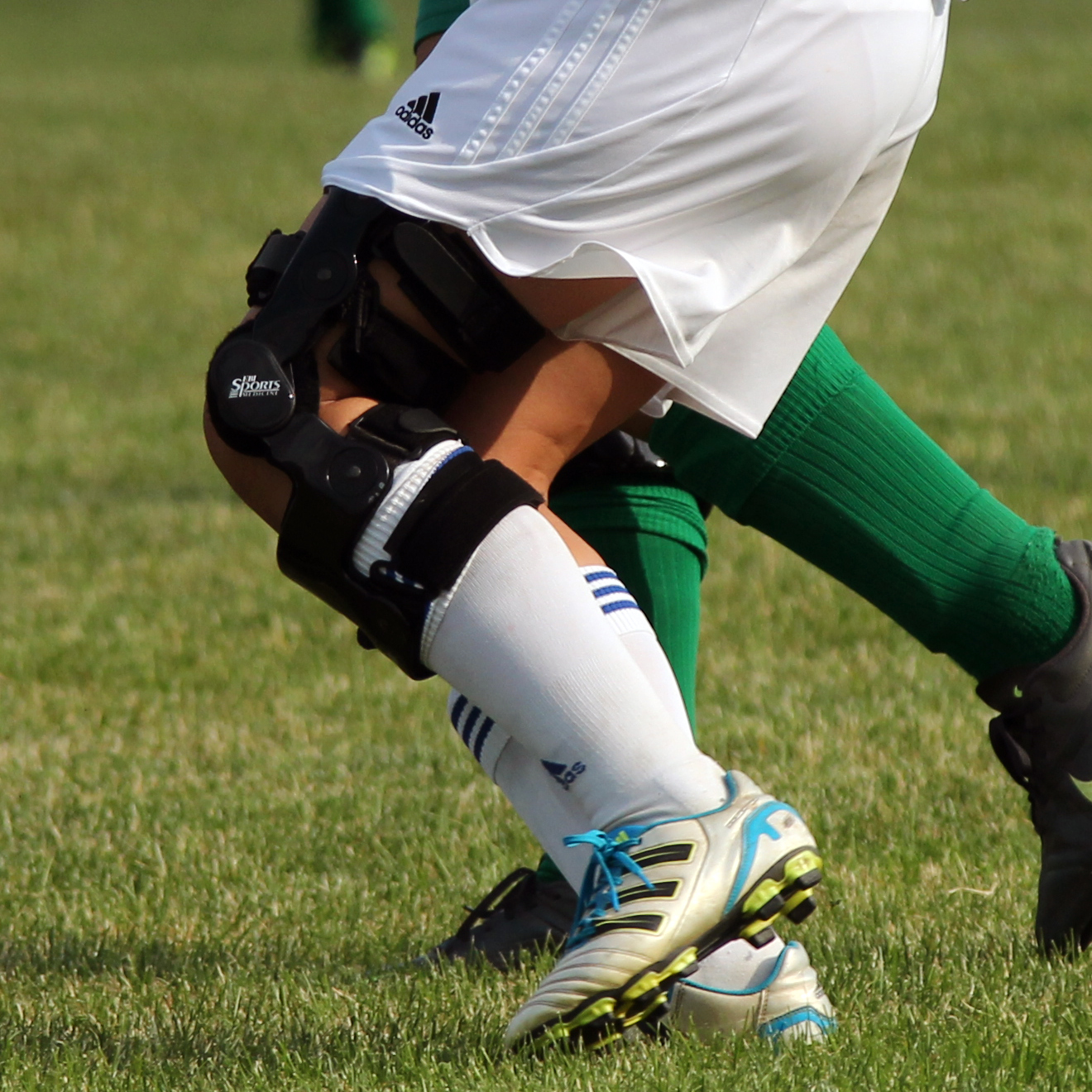 Knee Injuries: Knee Injuries On Artificial Turf