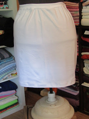 White Ponte Knit Straight Slim Skirt & Button Help www.sewplus.blogspot.com