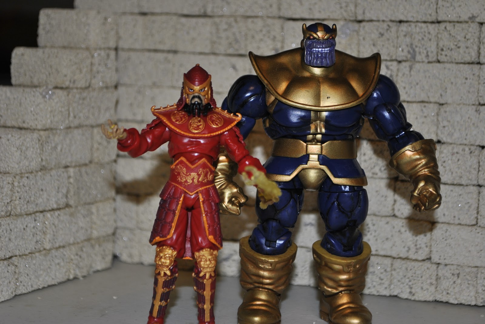 The Mojoverse Marvel Universe Comic Pack Wave 13 Mandarin and Silver