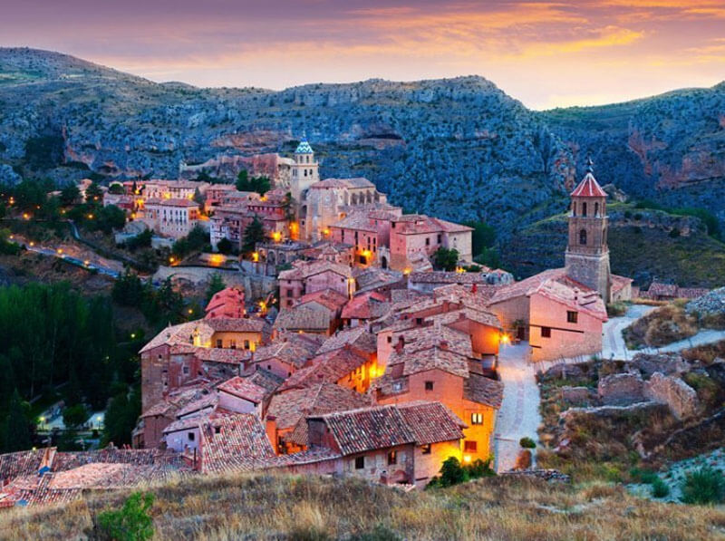 32 Stunning Places on Earth You Should Visit Before You Die - Albarracin, Spain 32 Stunning Places on Earth You Should Visit Before You Die - Albarracin, Spain