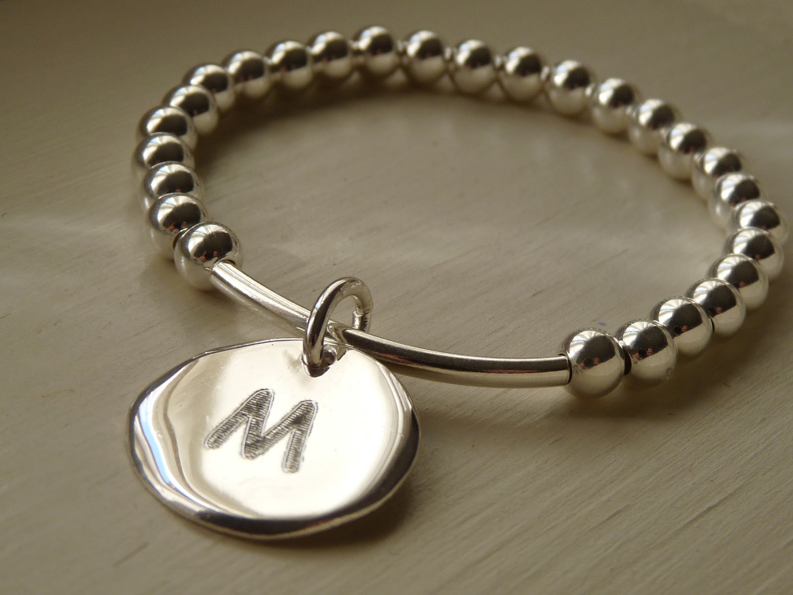 MISS MEDALLAS : PULSERAS DE BOLAS DE PLATA