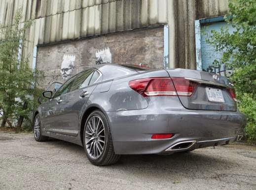 2015 Lexus LS 460 Features Review 2015 Lexus LS 460 Features Review