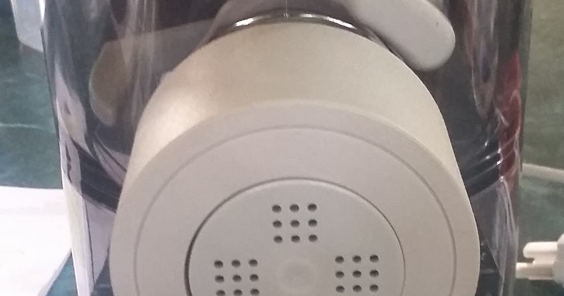 PHILIPS Compact Pasta Maker with 3 shaping discs, HR2371/05