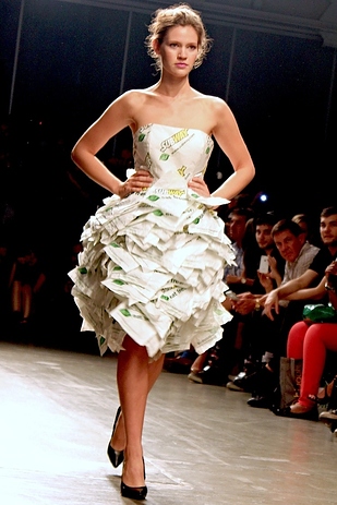 That Fashion Gal: Subway Dresses?!