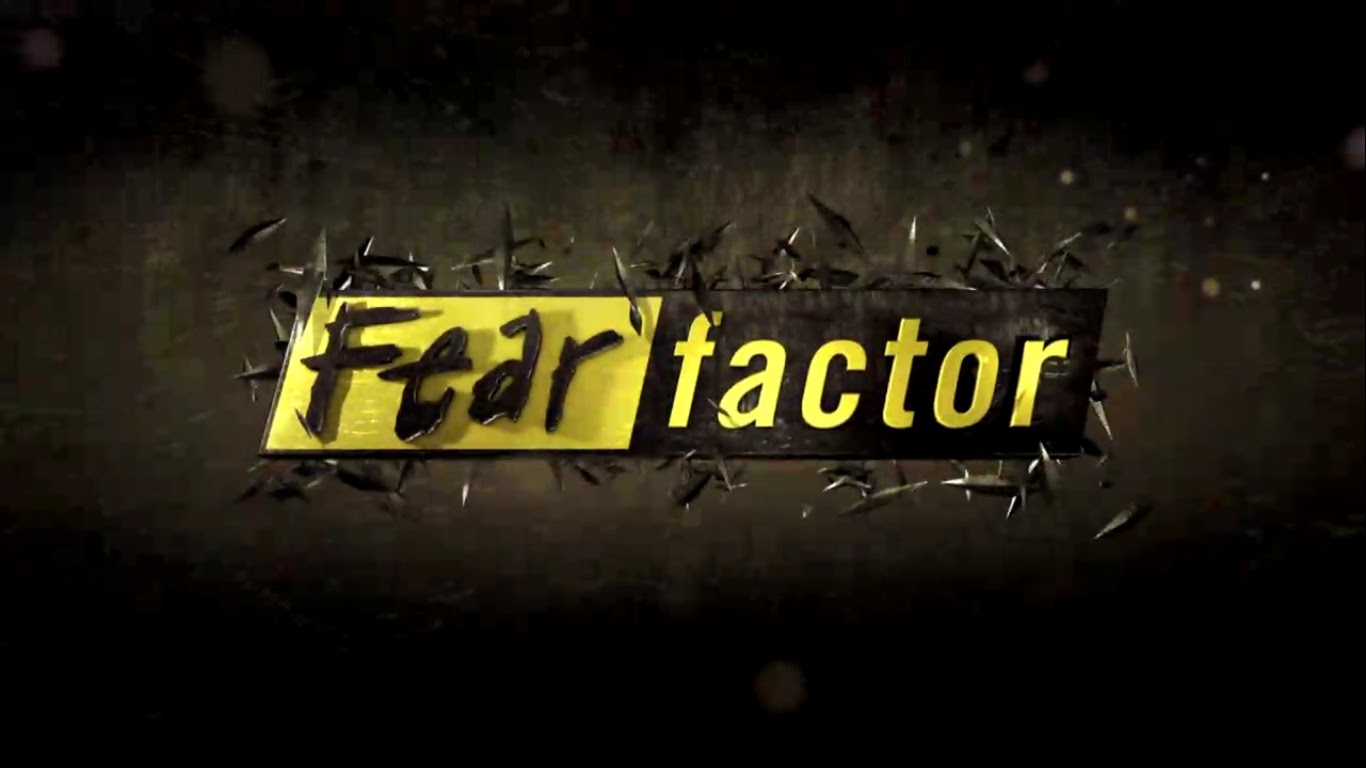Фактор страха 2003. Fear factor. Joe rogan fear factor. Фактор страха телепередача. Лудакрис фактор страха.
