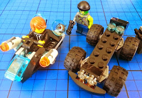 LEGO Ultra Agents Riverside Raid 70160 Review 2 in 1 vehicle