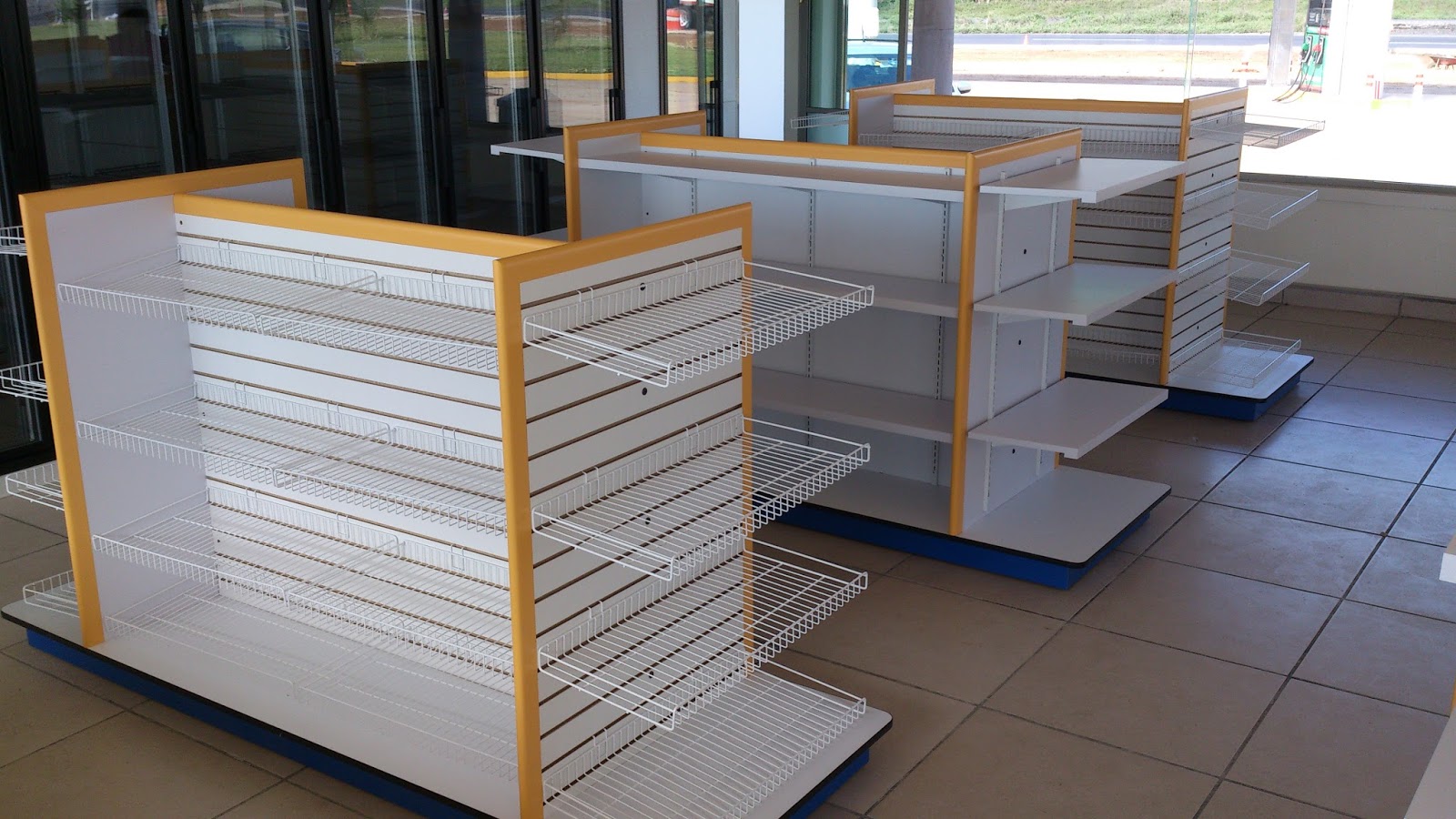 Muebles de tiendas, mobiliario de oficina, Muebles de tienda, Muebles