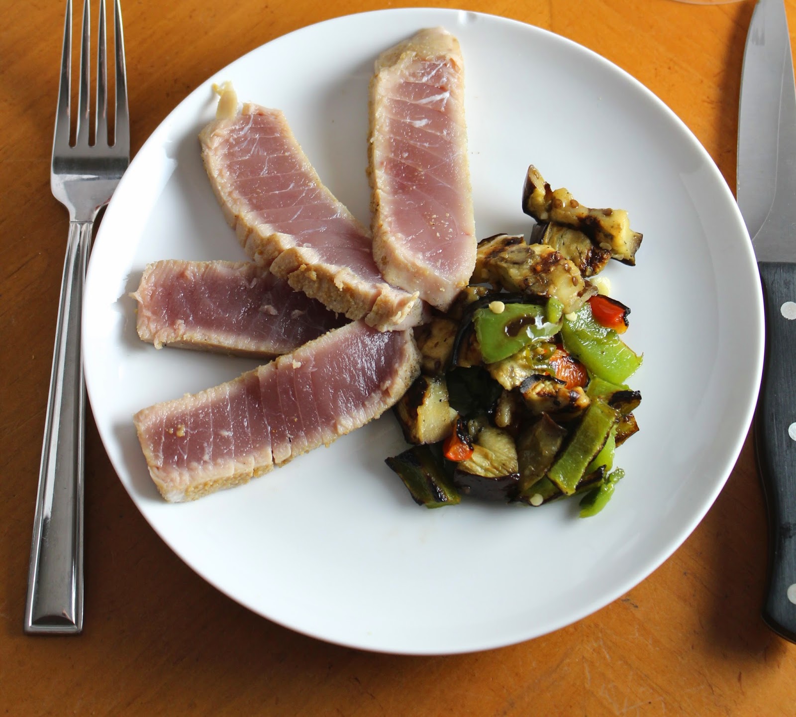 Grilled Tuna with Eggplant and Peppers Grilled Tuna Steak with Eggplant and Peppers Served with a Halter Ranch Syrah for #winePW 4.