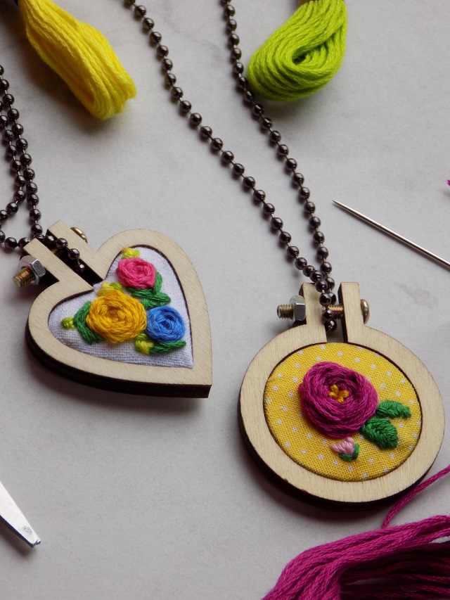 One Savvy Mom ™  NYC Area Mom Blog: DIY Mini Embroidery Hoop