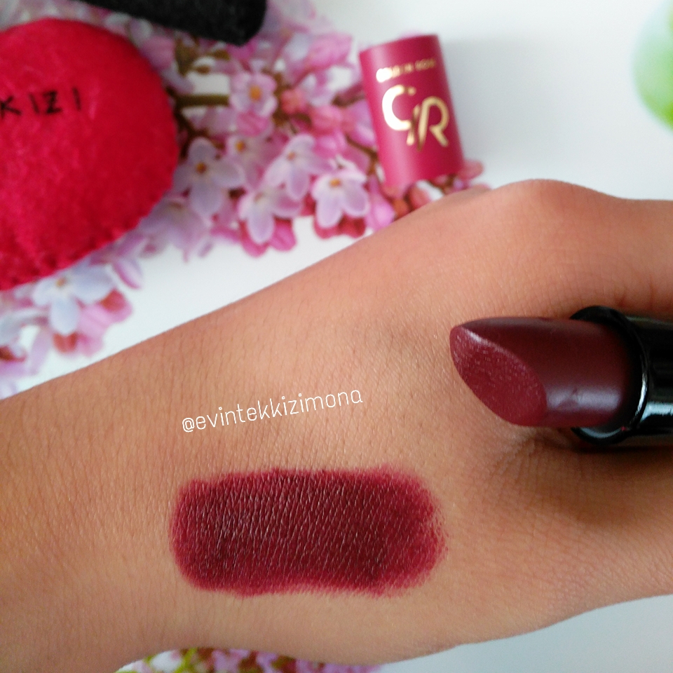 EvintekkızıMona GOLDEN ROSE VELVET MATTE LİPSTİCK NO23