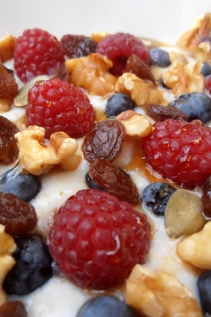 porridge, oats, health benefits, whole grains, healthy breakfast, health, healthy, recipes