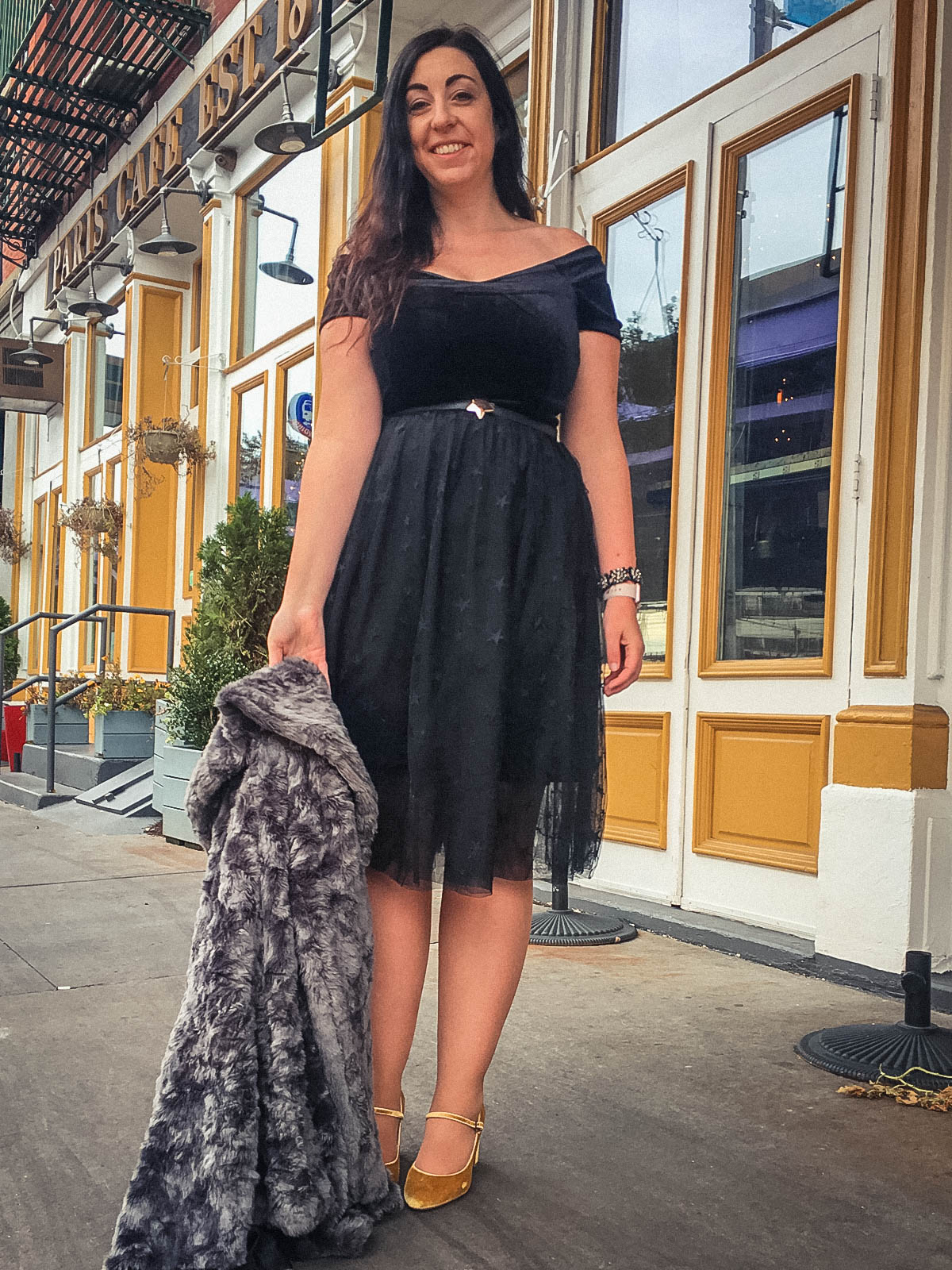 Exploring the Modcloth Holiday 2018 collection :: Effortlessly with Roxy