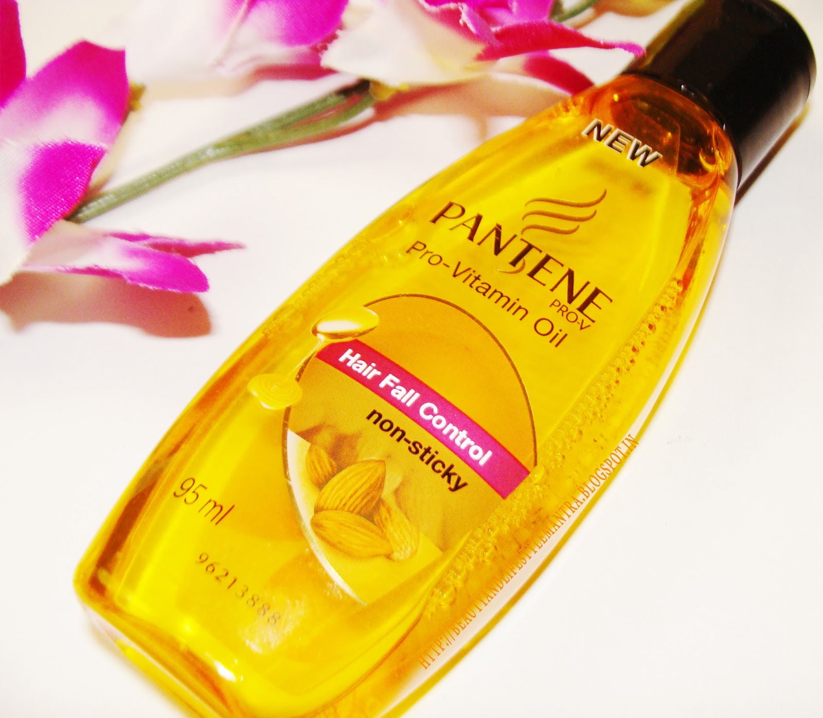 Review // Pantene ProVitamin Hair Fall Control Oil