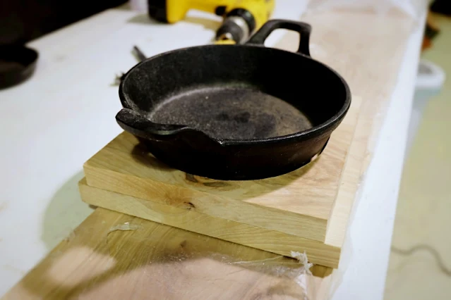 more pan on wood