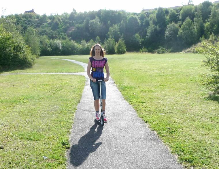 Scooter Style: Adult Micro Floral White Scooter And The Outfit I Like Wearing. Outfit I Like Wearing.