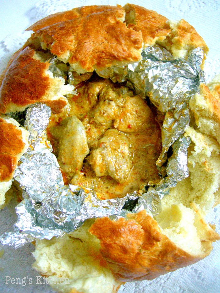 Peng's Kitchen Kampar Curry Chicken Bread