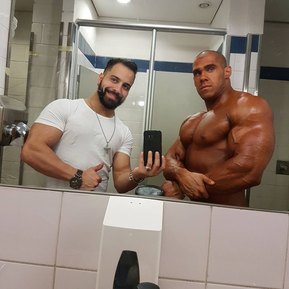 Muscle Lover Portuguese bodybuilder Davide Correia