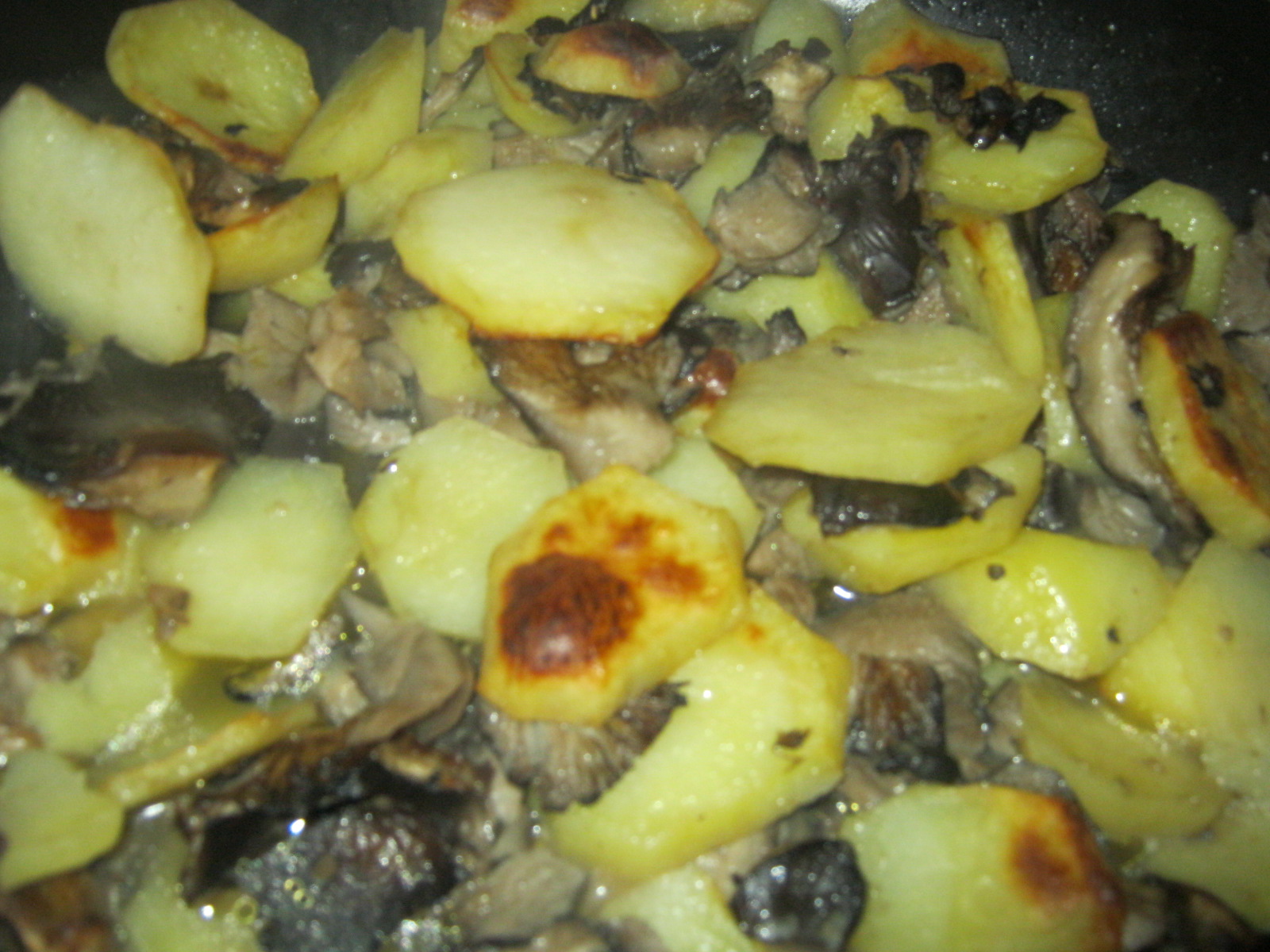 RICETTA FUNGHI E PATATE AL FORNO