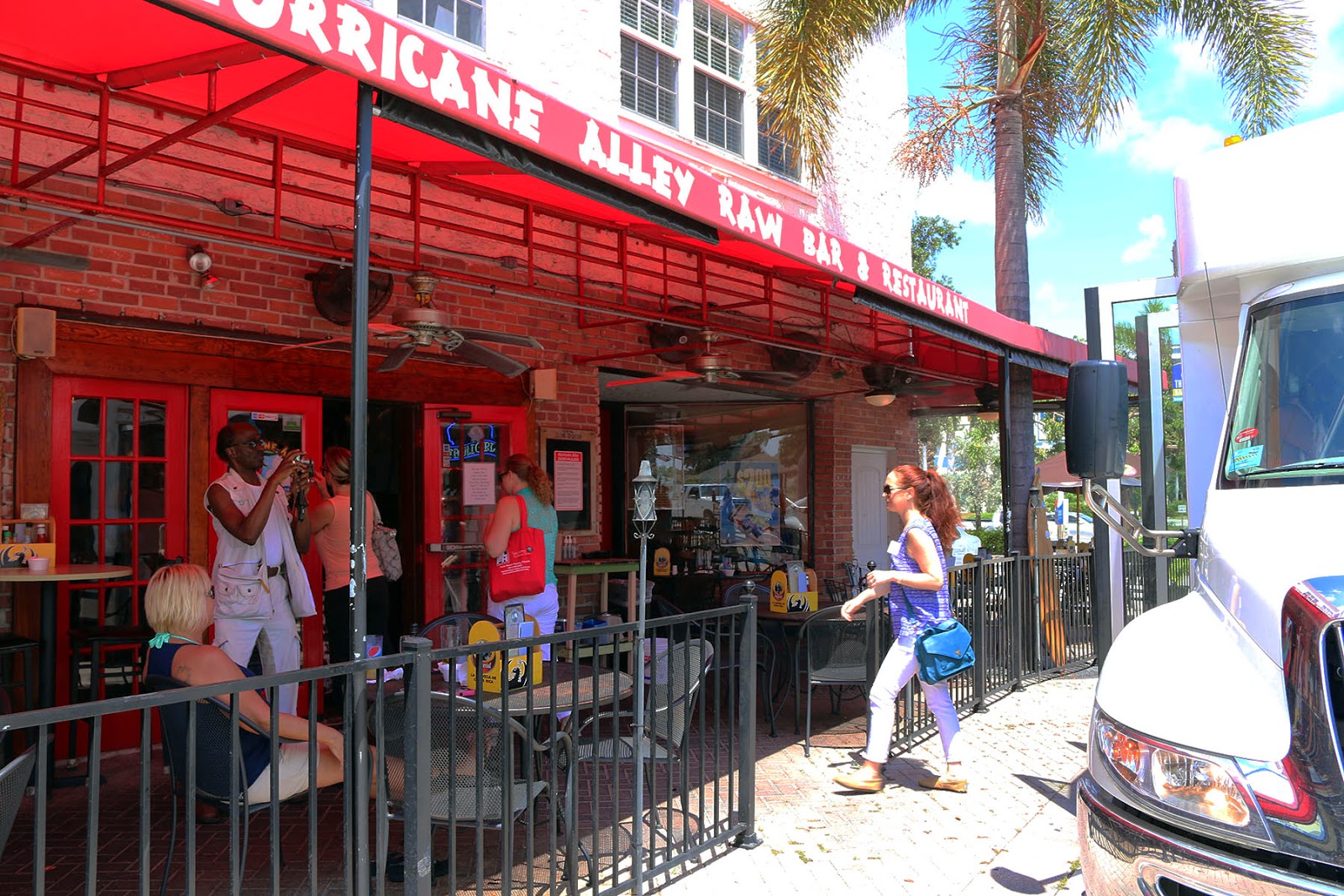 Taste History Social Directors of Country Clubs soaked up the food