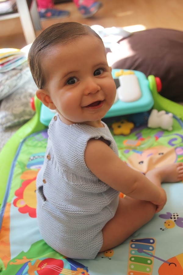 Diy tejer ropa de bebe pelele patrones gratis. Patrones lana y patrones punto.