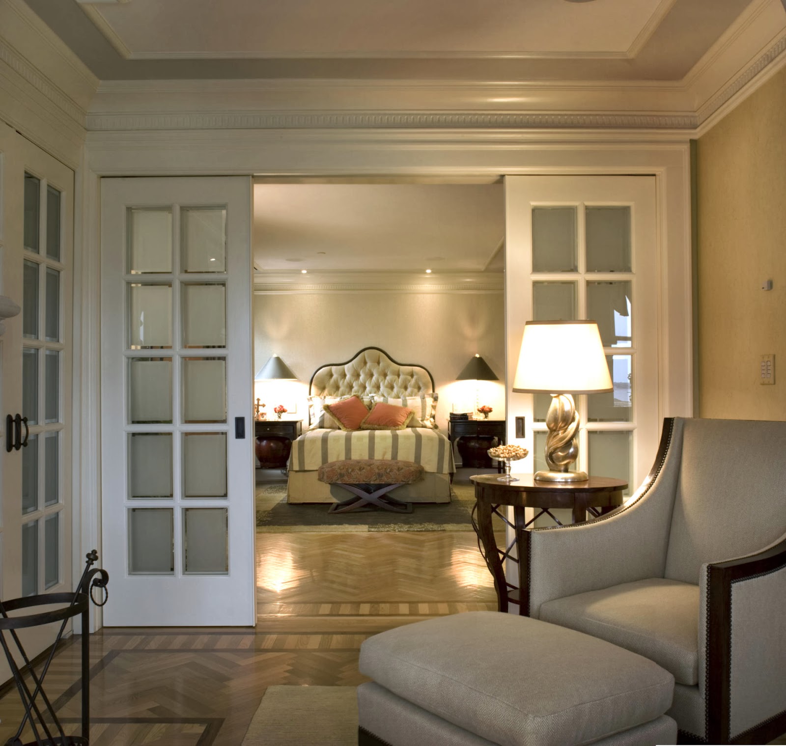 Relaxing Traditional Style Home with Modern Twist Interiornity