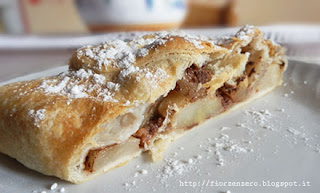 strudel di pastasfoglia ripieno al cacao e..