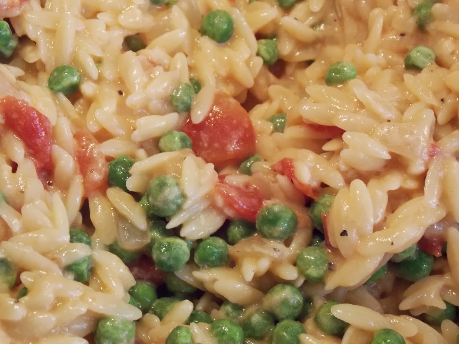 Pithy's Kitchen Creamy Orzo with Tomatoes and Peas