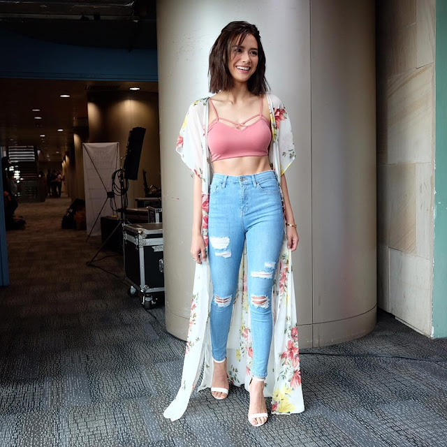 10 Pinay Kapamilya Celebrities Who Are ABSolutely Hotter Than the Summer Heat, #3 Is A Total Package! 10 Pinay Kapamilya Celebrities Who Are ABSolutely Hotter Than the Summer Heat, #3 Is A Total Package!
