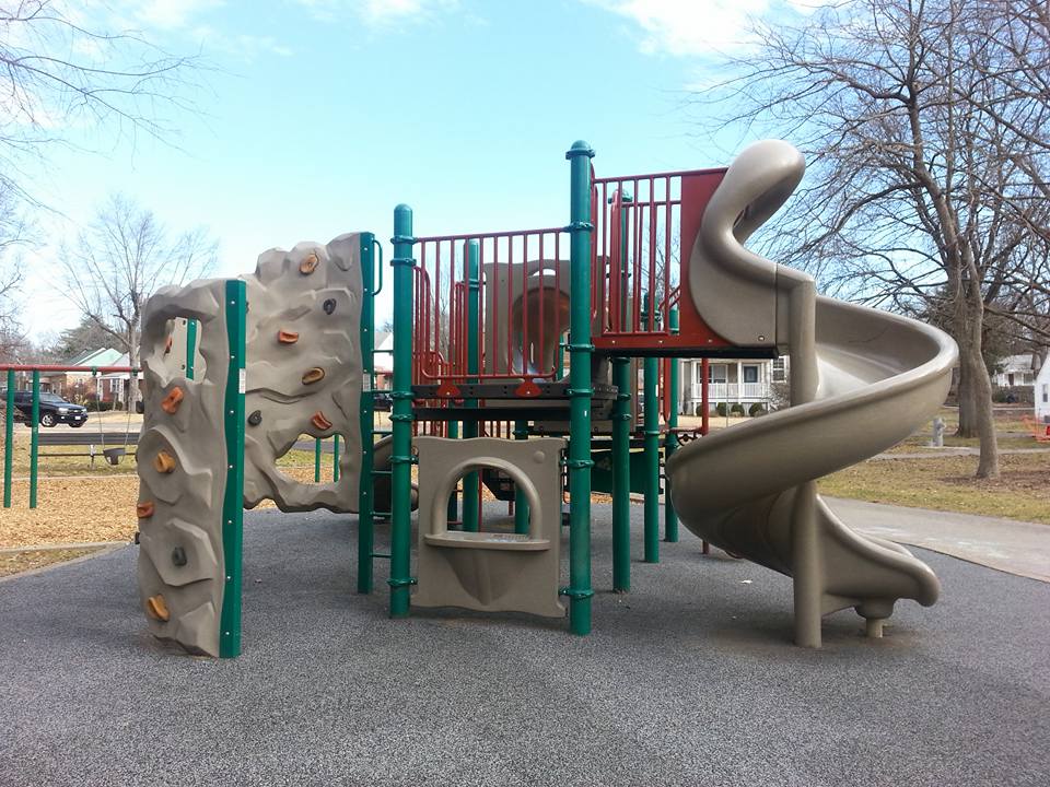 Play St. Louis Sanders Park, Crestwood