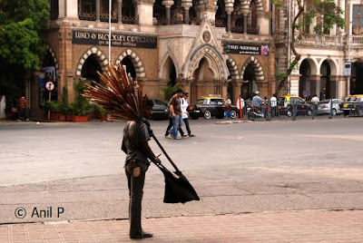 Selling Flutes On Street In Mumbai