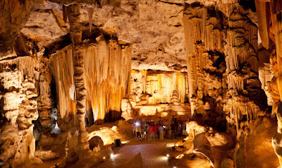 Cango Caves Shutterstock.jpg