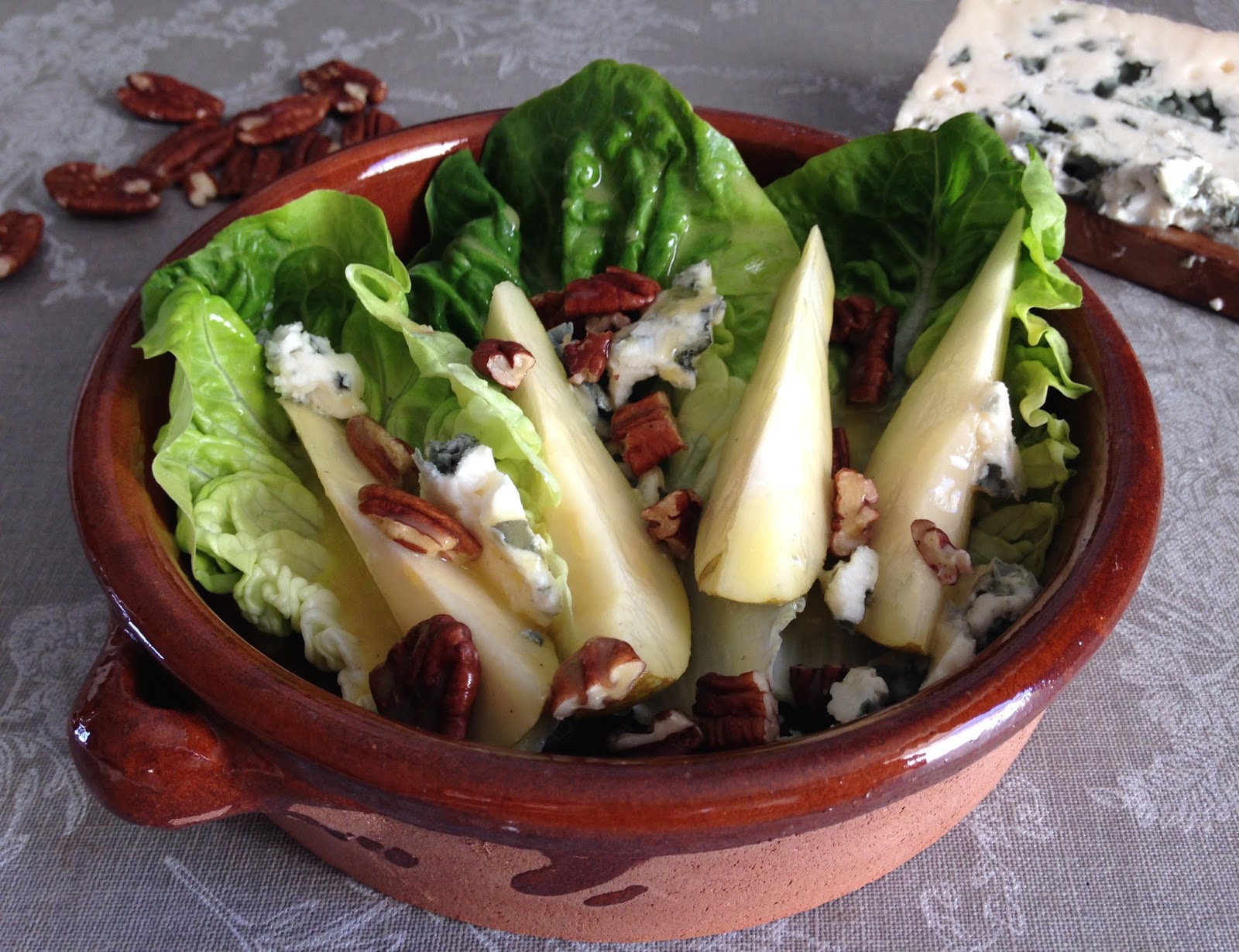 Pear & Roquefort Salad Maison Jen