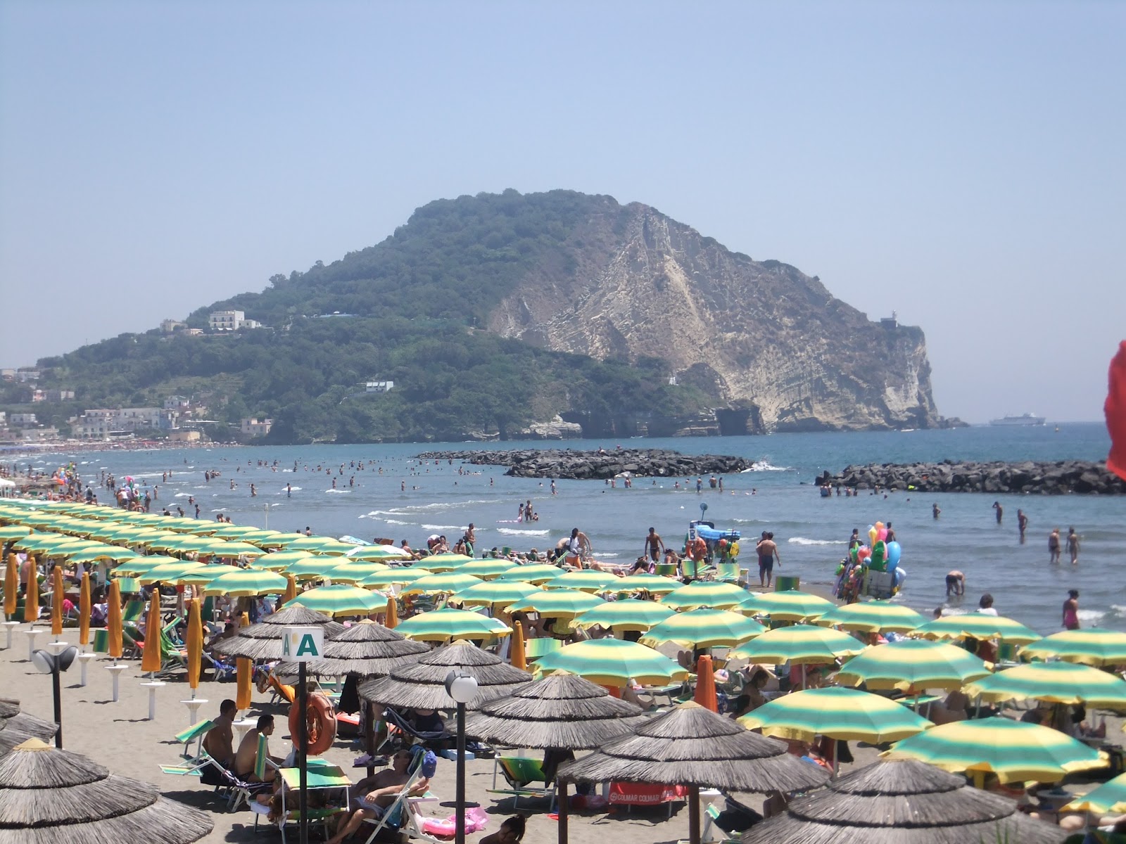 We do Fashion....UK Monte di Procida, Italy