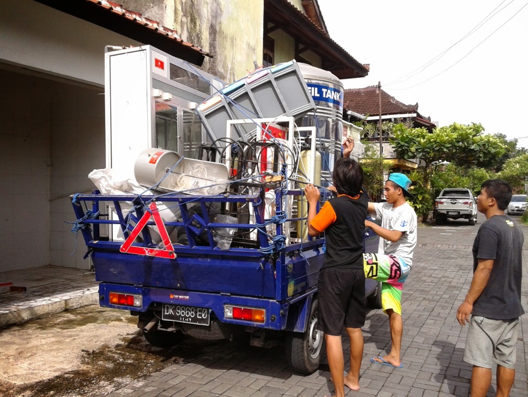 Pengertian Kegiatan Ekonomi Produksi Konsumsi  dan 