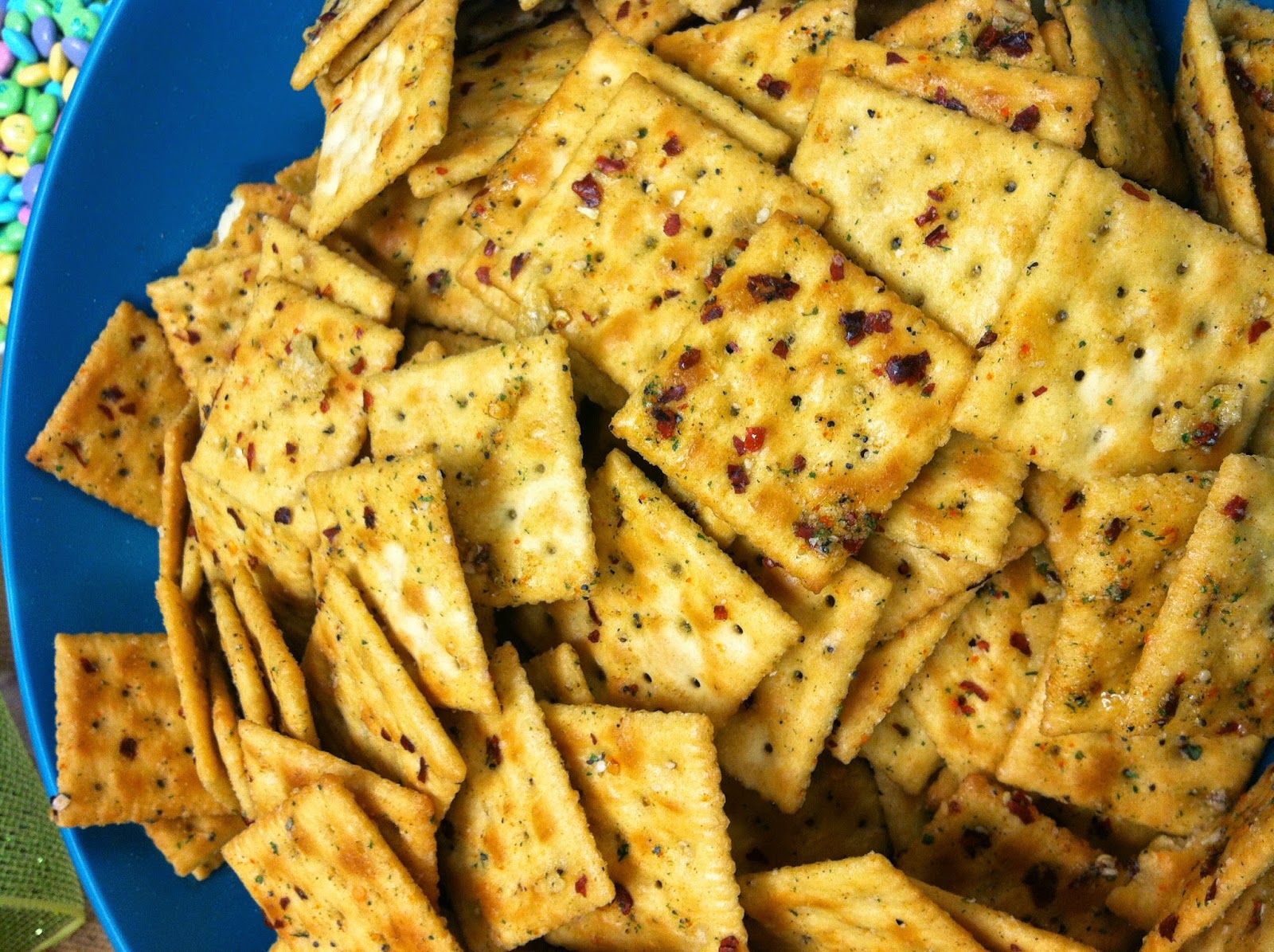 http://4.bp.blogspot.com/-T0zgSGAx4eU/U2gW0-Mw_RI/AAAAAAAASmc/OY4yoLqCp8g/s1600/fire+crackers+with+salad+supreme.JPG
